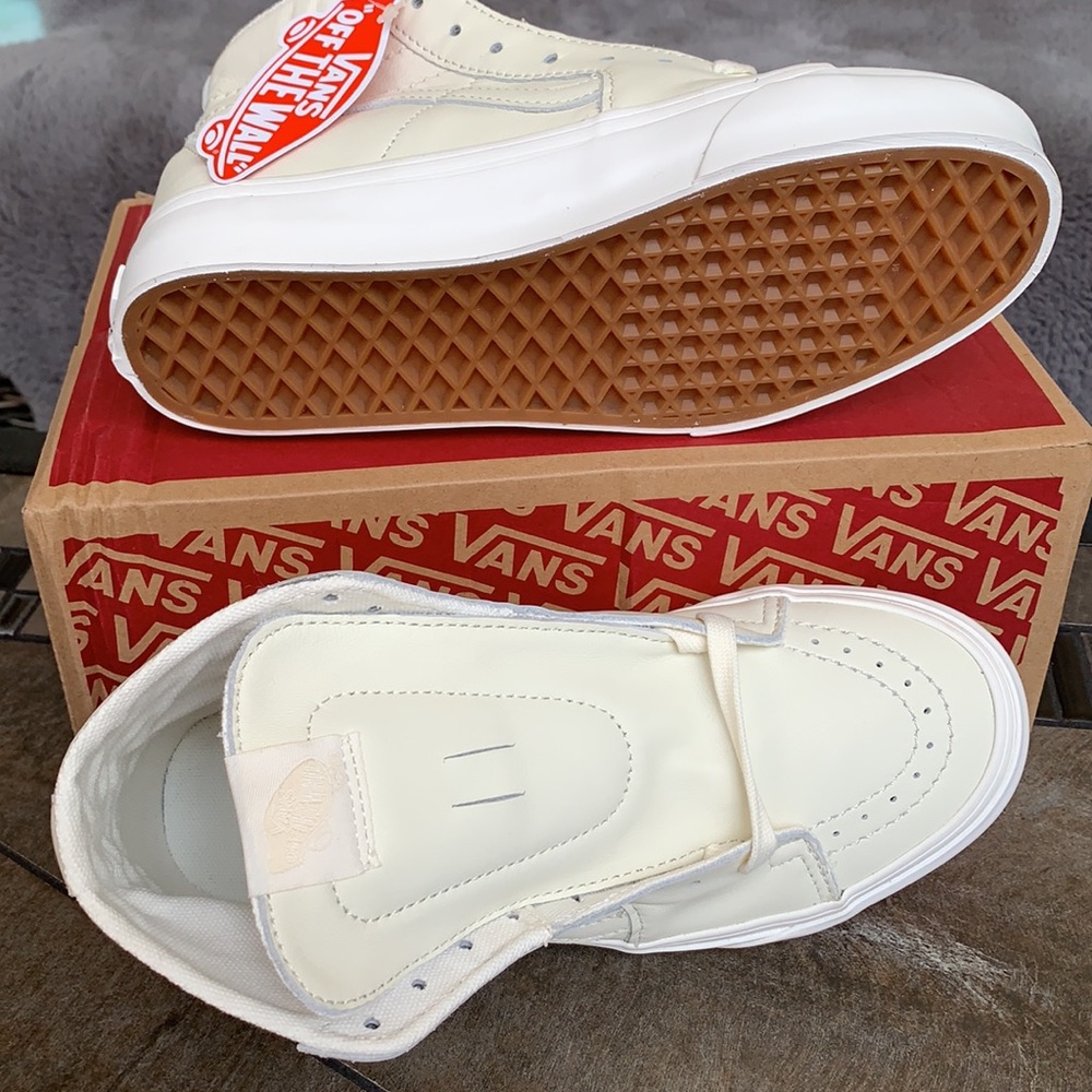 VANS SK8-HI TAPERED SOFT LEATHER MARSHMALLOW WMNS - Picture 4 of 16